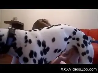 Blonde amateur slut shows off sucking dog cock